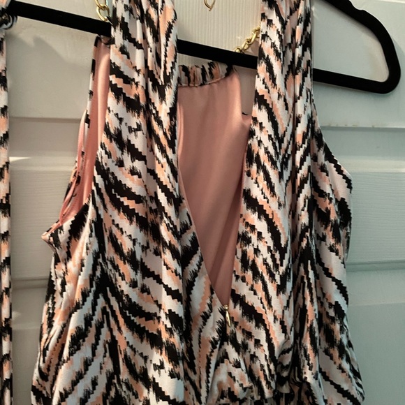 XS pants jumpsuit. - Picture 4 of 5